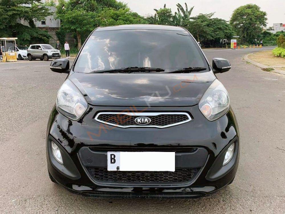 Mobil Kia Picanto 2013