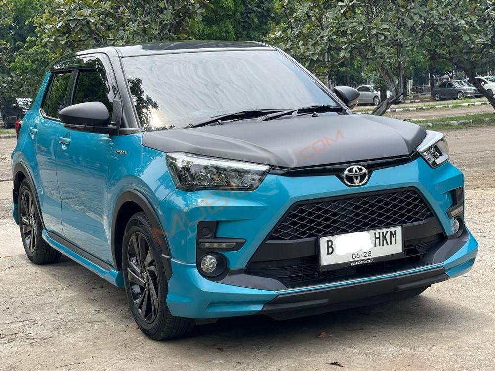 Mobil Toyota Raize 2023