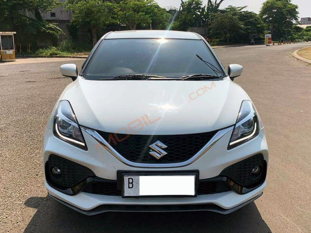Mobil Suzuki Baleno 2020