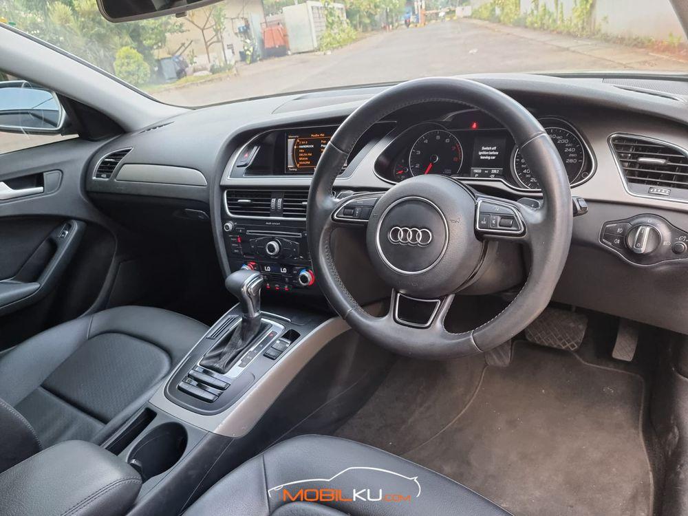 Mobil Audi A4 2013