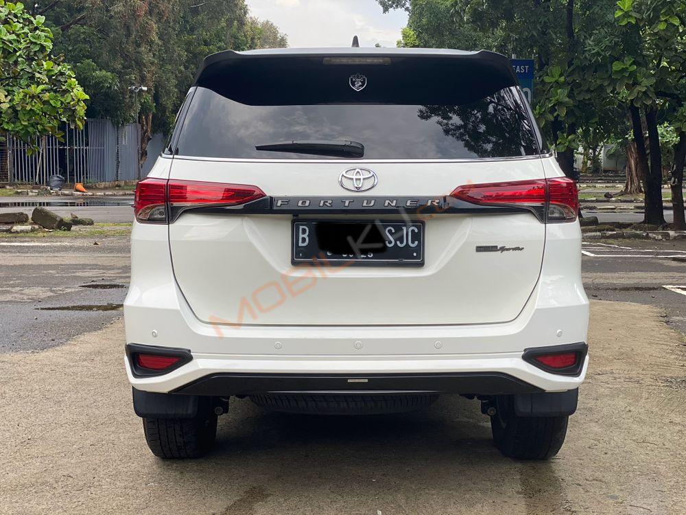 Mobil Toyota Fortuner 2020