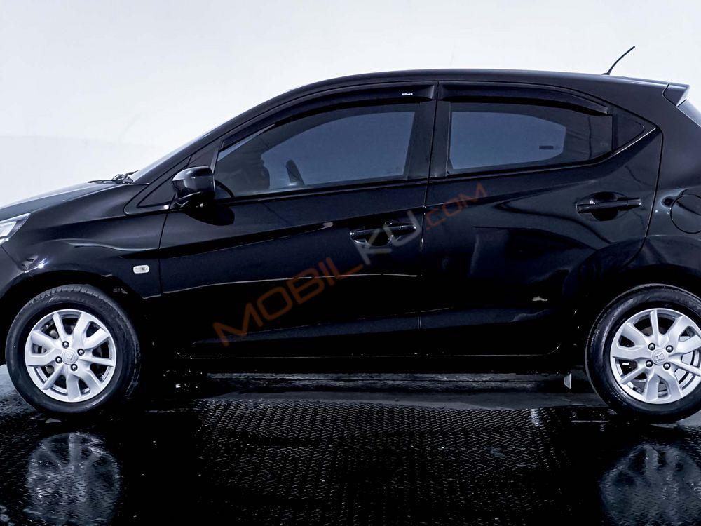 Mobil Honda Brio 2022