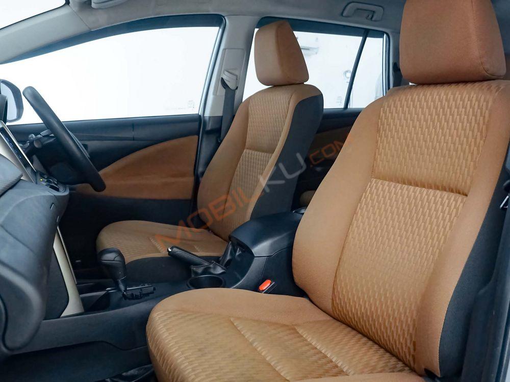 Mobil Toyota Kijang Innova 2018