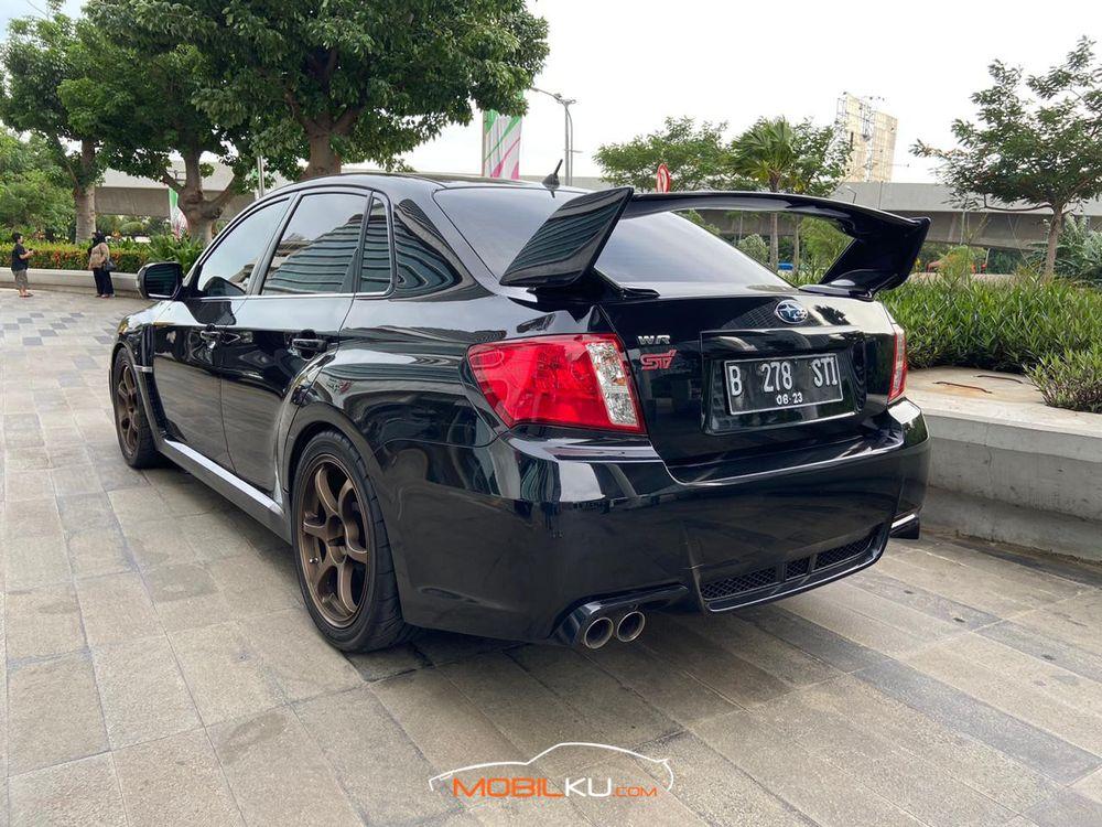 Mobil Subaru Impreza 2013