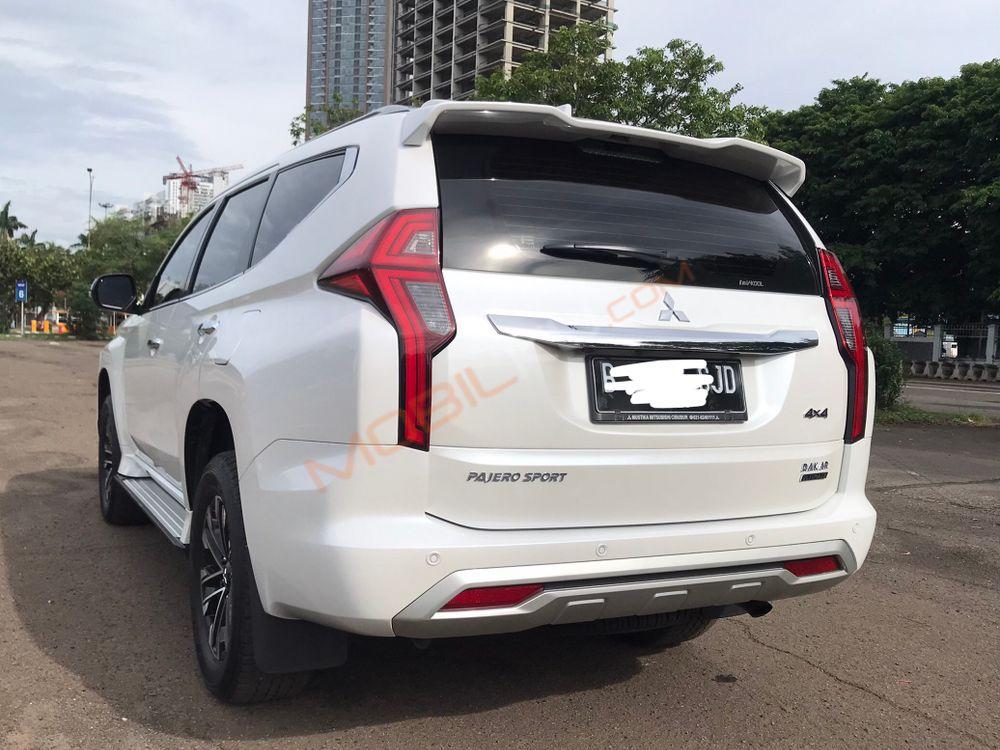 Mobil Mitsubishi Pajero Sport 2021