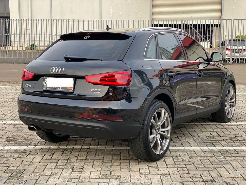 Mobil Audi Q3 2014