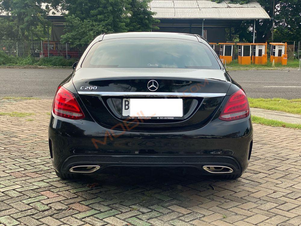 Mobil Mercedes-Benz C-Class 2018
