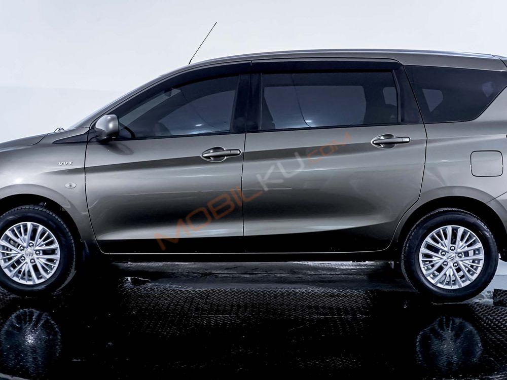 Mobil Suzuki Ertiga 2022