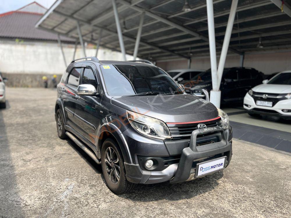 Mobil Toyota Rush 2016