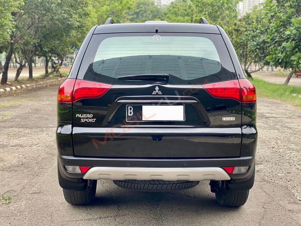 Mobil Mitsubishi Pajero Sport 2012