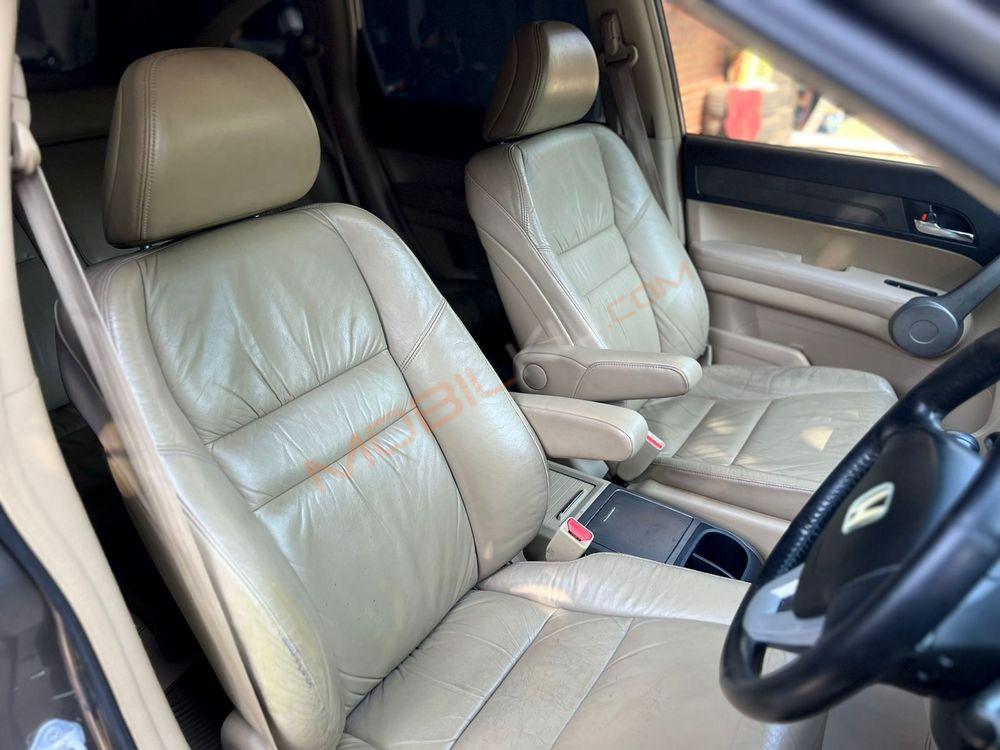 Mobil Honda CR-V 2009