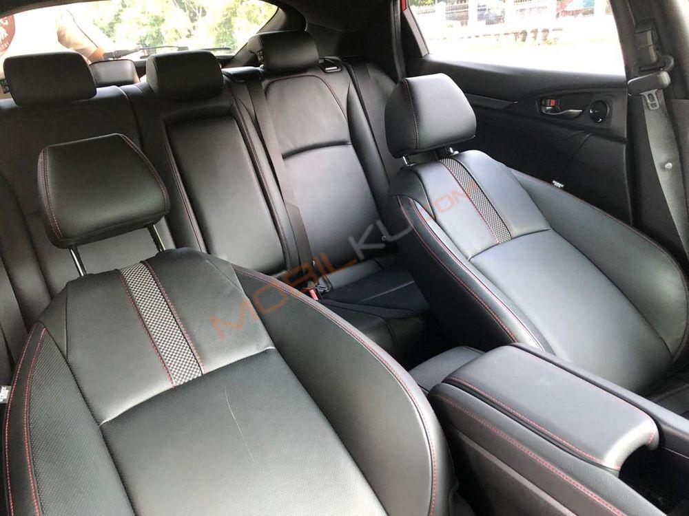 Mobil Honda Civic Hatchback 2021