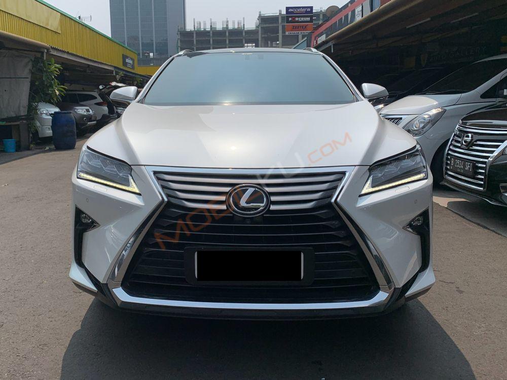 Mobil Lexus RX 2018