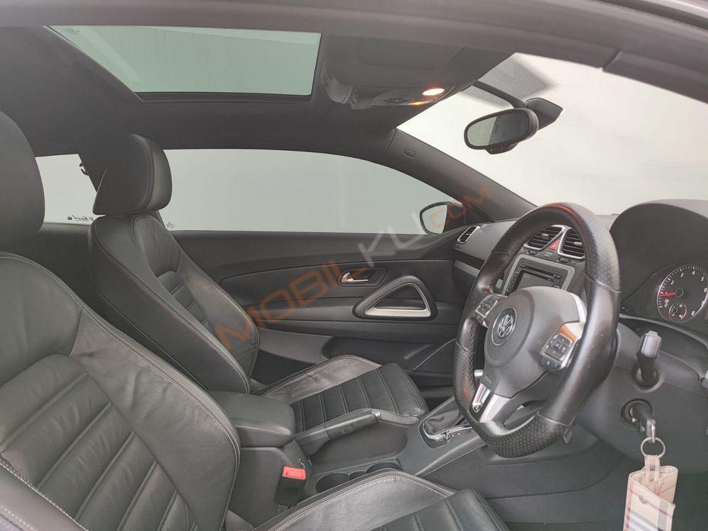 Mobil Volkswagen Scirocco 2011