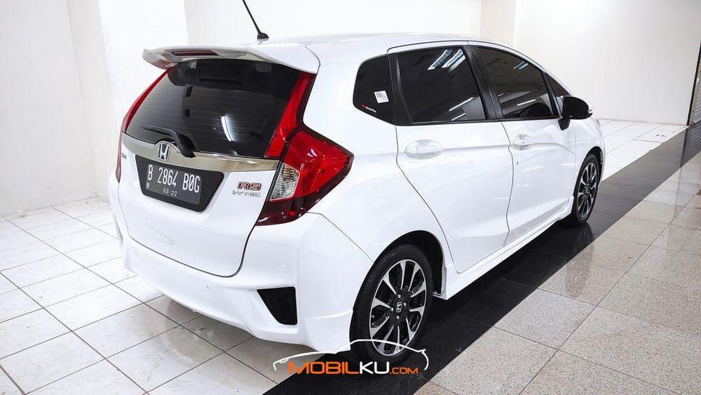 Mobil Honda Jazz 2017