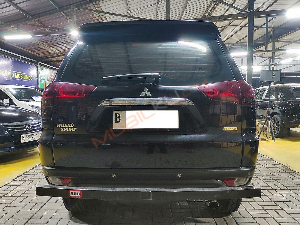 Mobil Mitsubishi Pajero Sport 2014