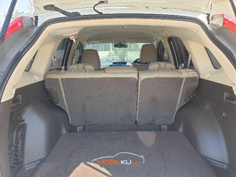 Mobil Honda CR-V 2013