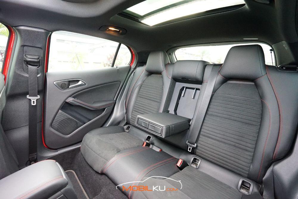 Mobil Mercedes-Benz GLA 2018