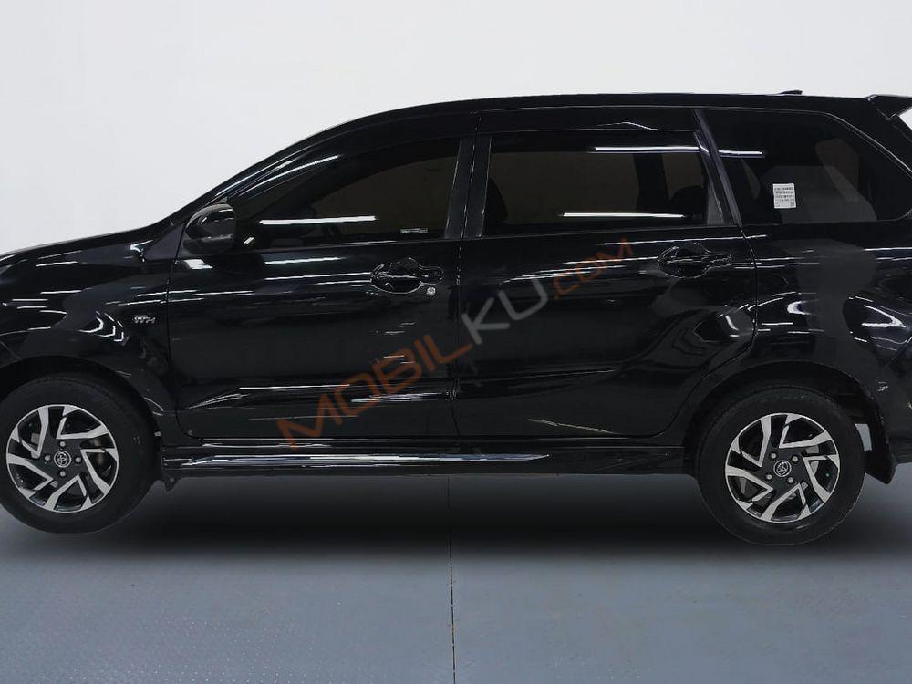 Mobil Toyota Avanza 2020