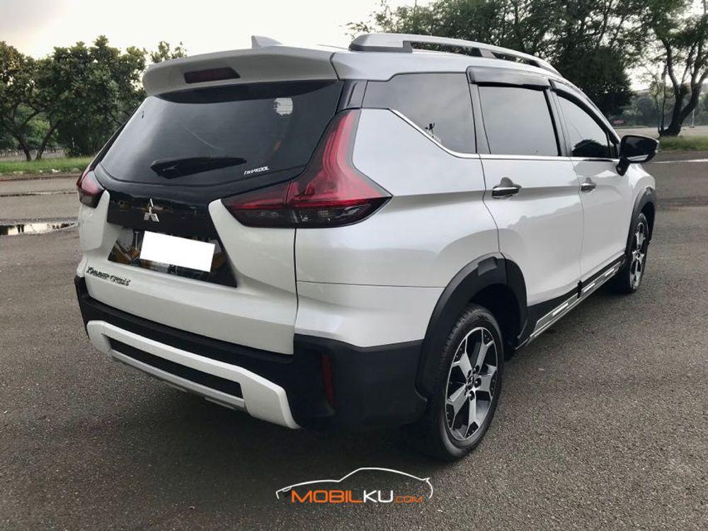 Mobil Mitsubishi Xpander Cross 2020