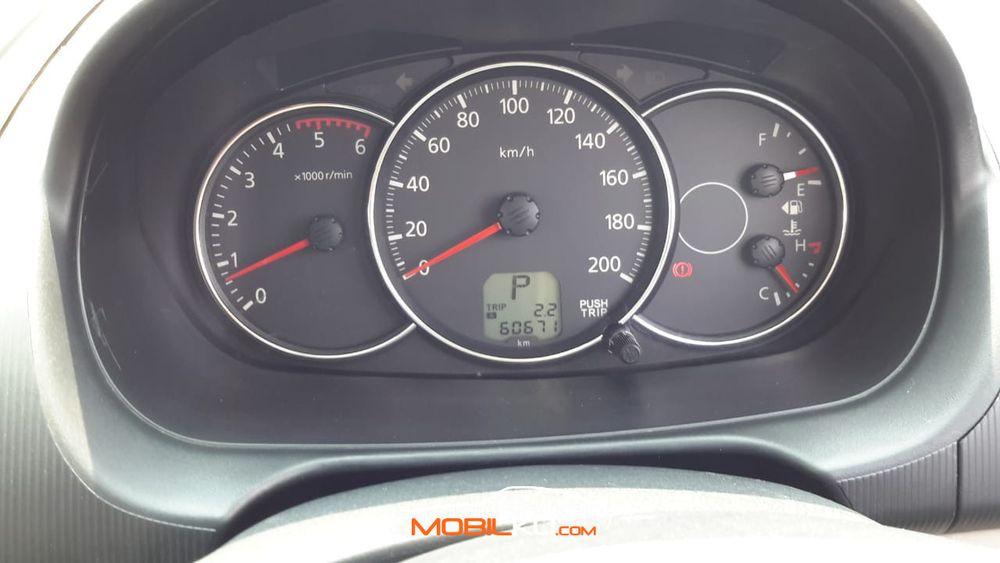 Mobil Mitsubishi Pajero Sport 2015