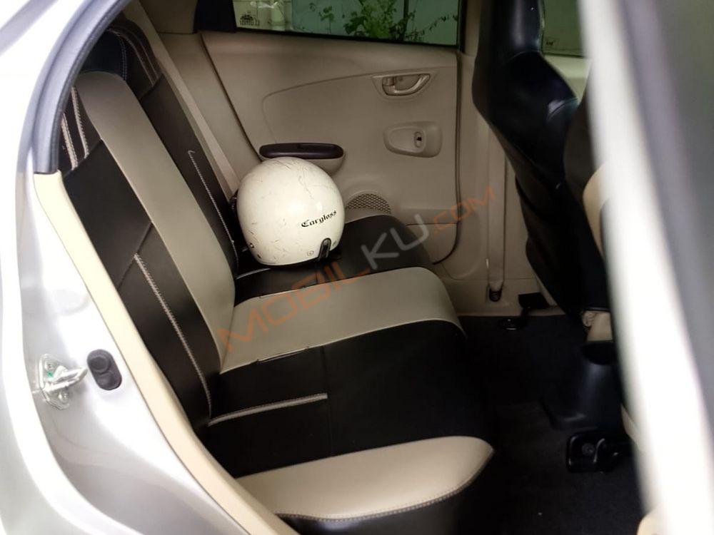 Mobil Honda Brio 2013