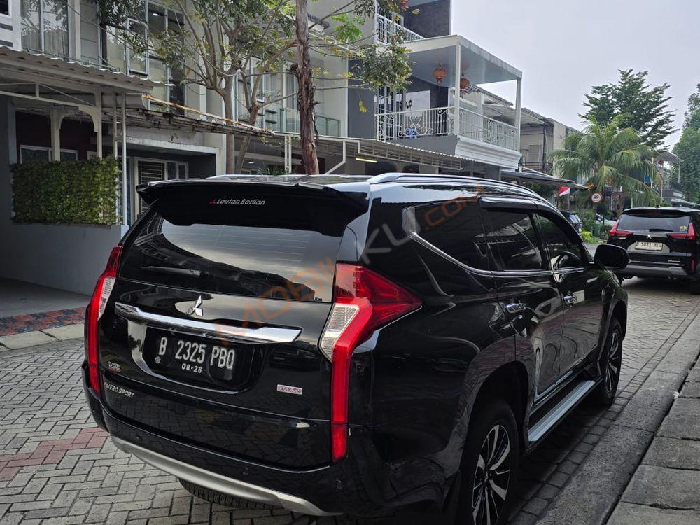 Mobil Mitsubishi Pajero Sport 2016