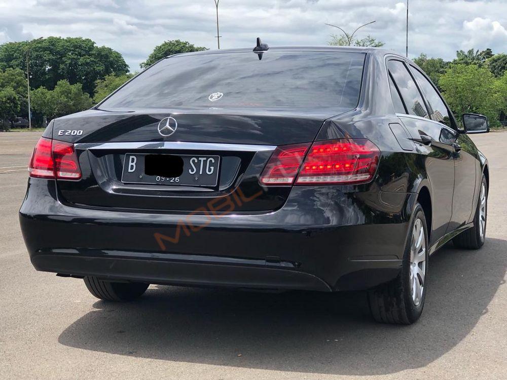 Mobil Mercedes-Benz E-Class 2016