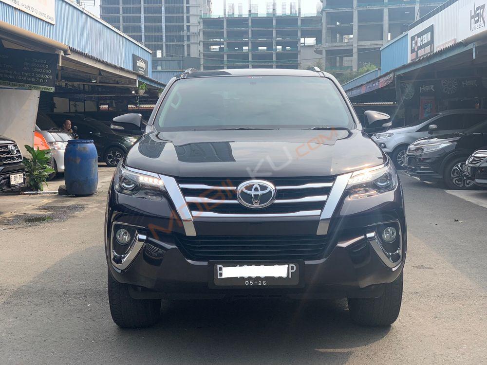 Mobil Toyota Fortuner 2016