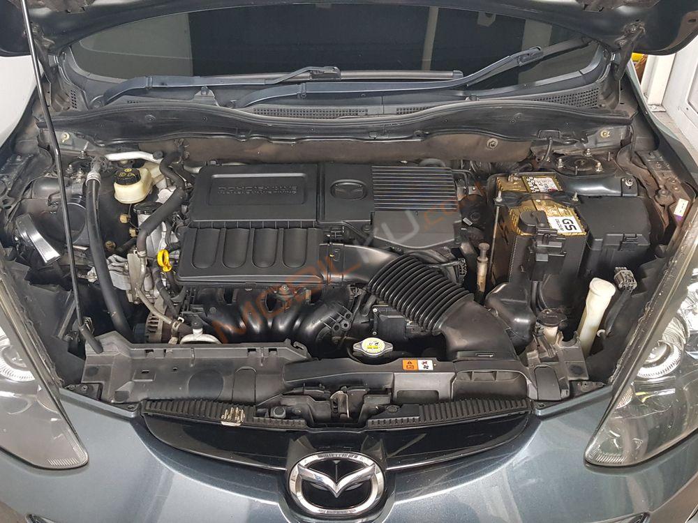 Mobil Mazda 2 Hatchback 2013