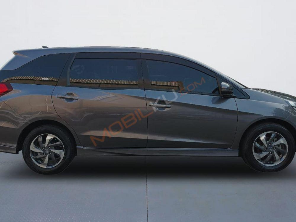Mobil Honda Mobilio 2020