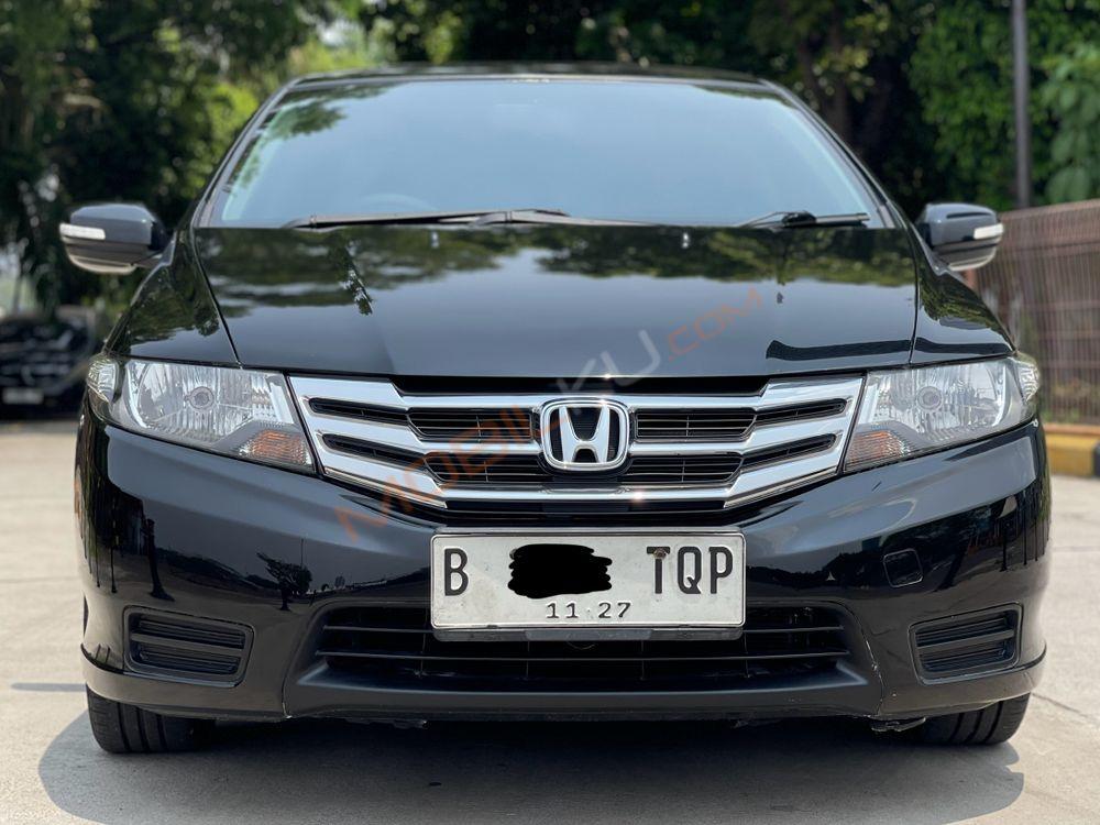 Mobil Honda City Sedan 2012
