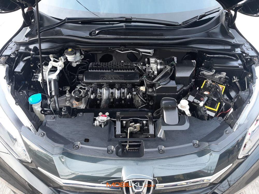Mobil Honda HR-V 2015