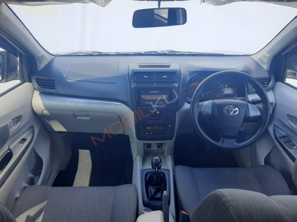 Mobil Toyota Avanza 2019