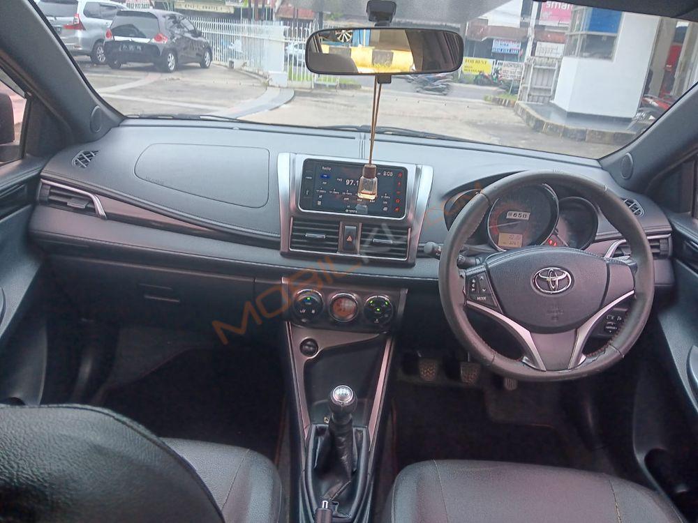 Mobil Toyota Yaris 2017