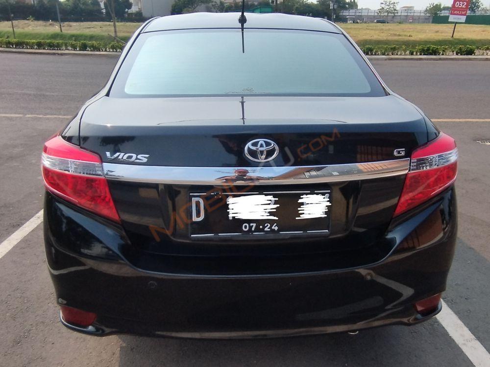 Mobil Toyota Vios 2014