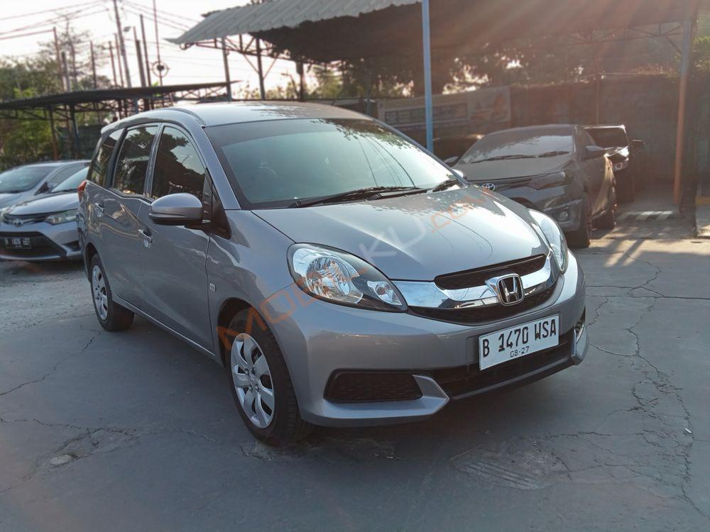 Mobil Honda Mobilio 2016