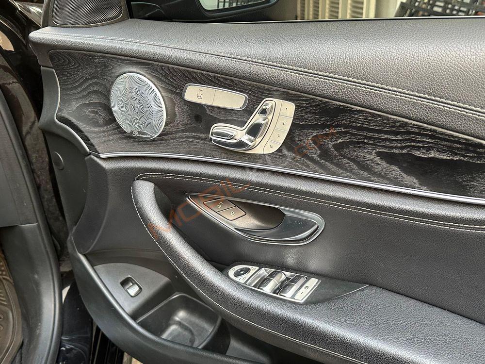 Mobil Mercedes-Benz E-Class 2019