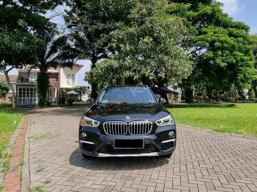 Mobil BMW X1 2016