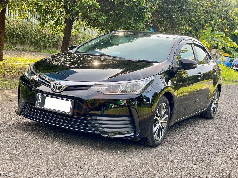 Mobil Toyota Corolla 2018
