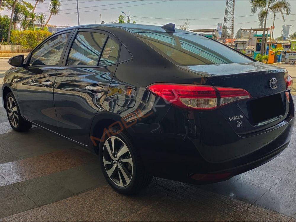 Mobil Toyota Vios 2021