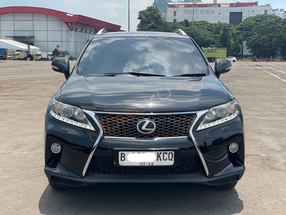 Mobil Lexus RX 2013
