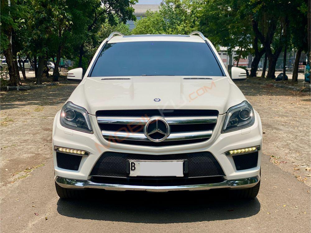 Mobil Mercedes-Benz GL 2014