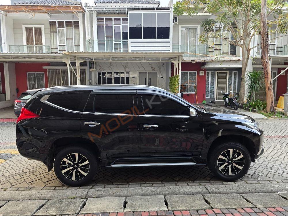 Mobil Mitsubishi Pajero Sport 2016