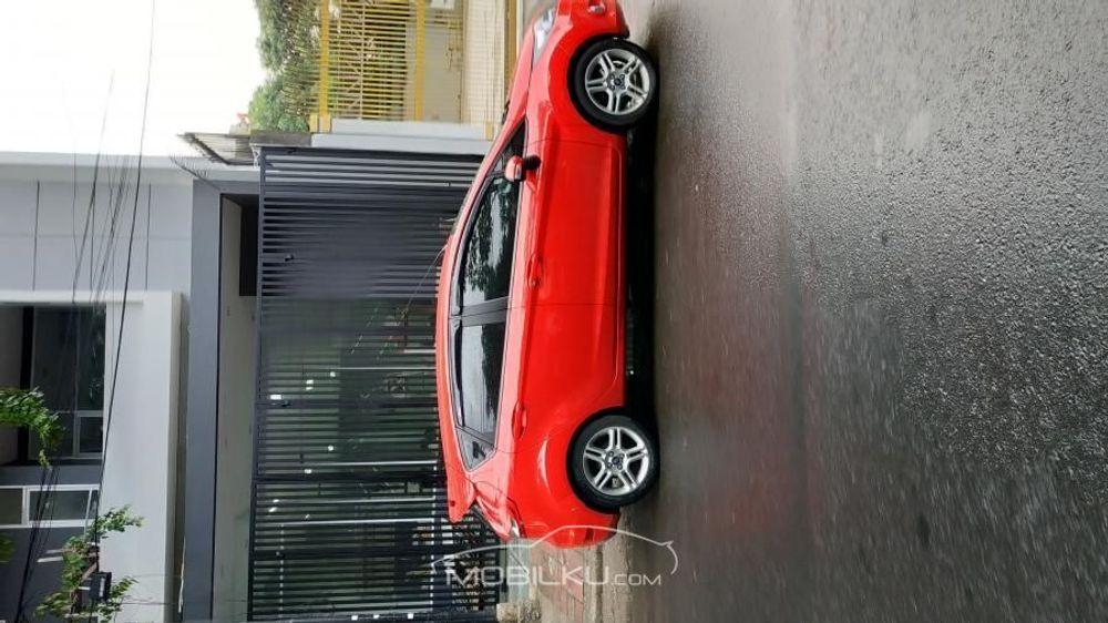 Mobil Ford Fiesta 2012