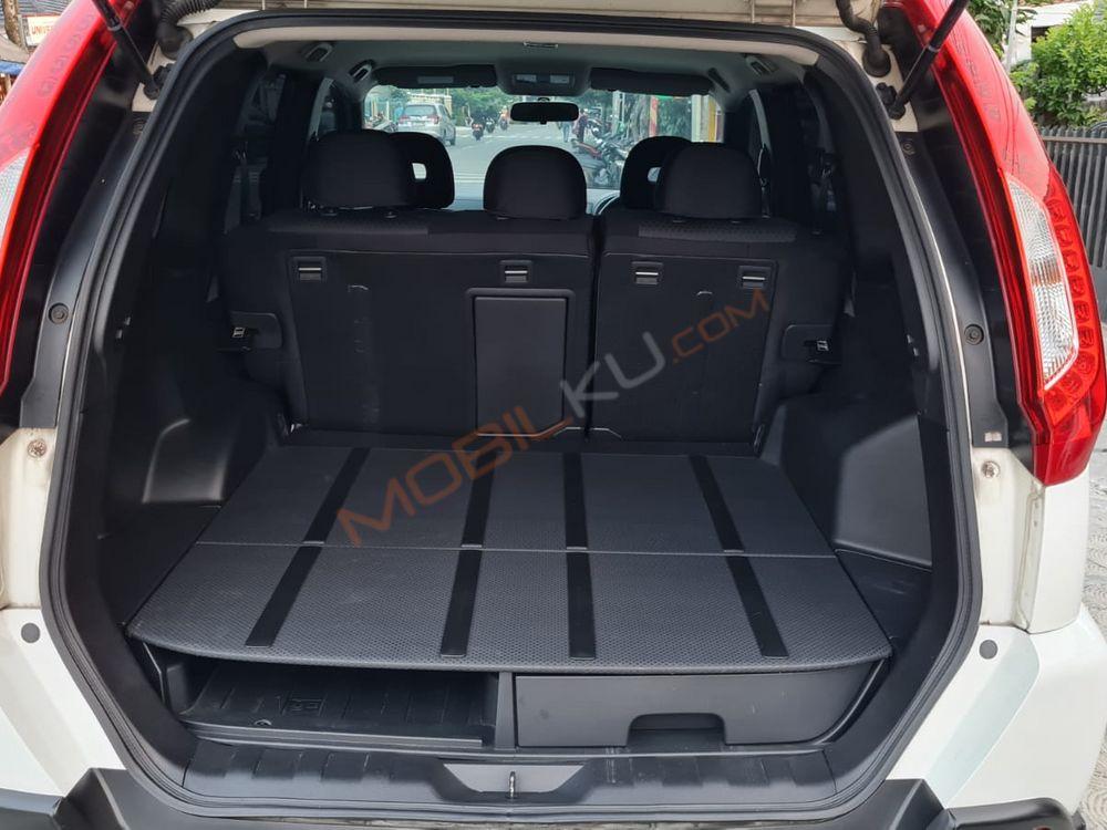 Mobil Nissan X-Trail 2014