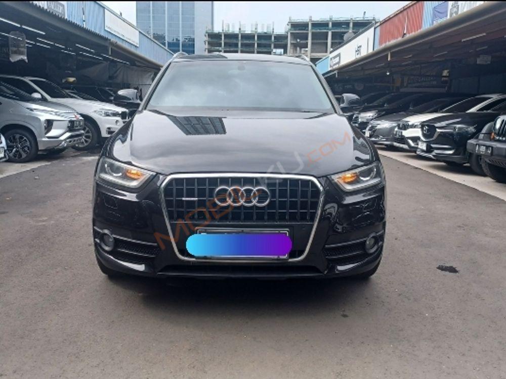 Mobil Audi Q3 2014