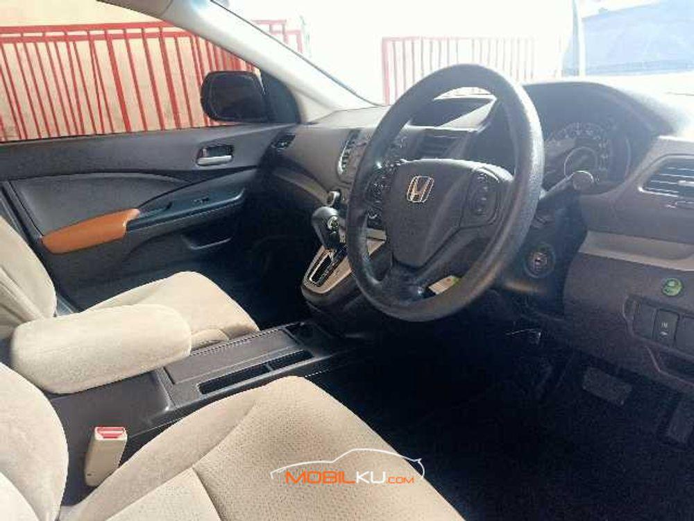 Mobil Honda CR-V 2013