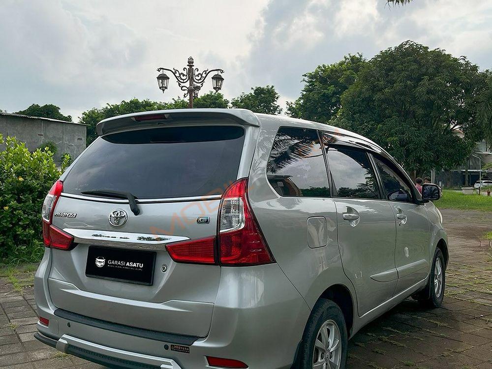 Mobil Toyota Avanza 2018