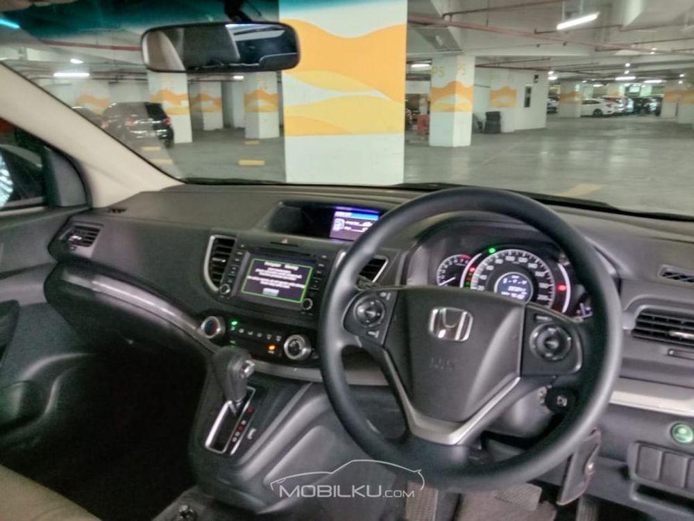 Mobil Honda CR-V 2017